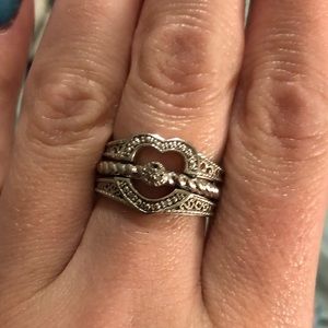 Set of magnetic heart rings